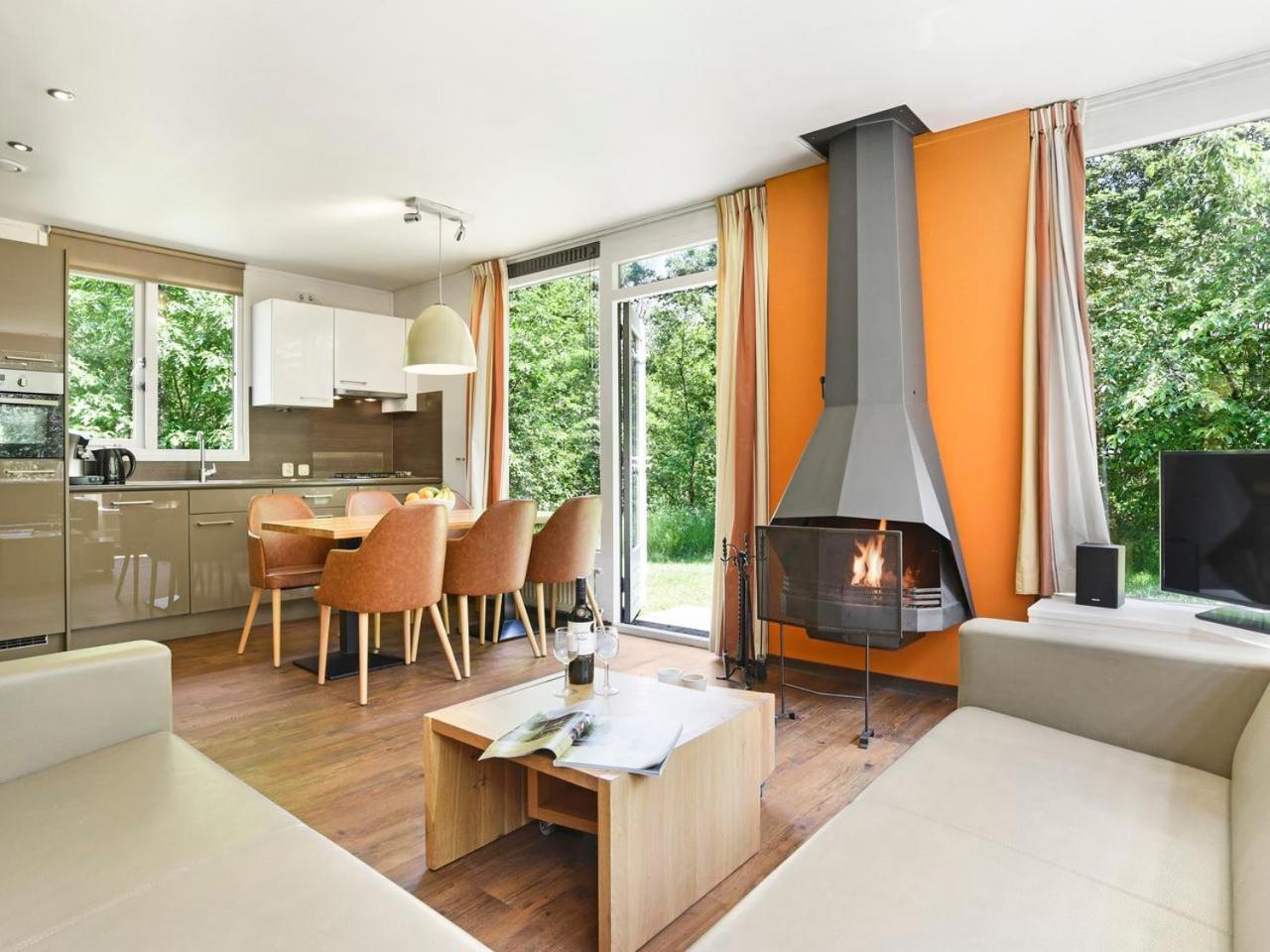 Luxury 4-Person Bungalow In The Holiday Park Landal Twenhaarsveld Holten Exterior photo